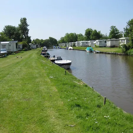 Bed And Breakfast De Zeehoeve-2